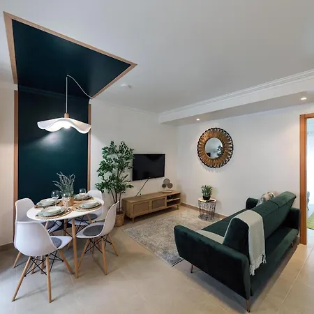 Apartment Manelmar *